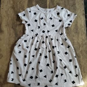 Wonder Nation Girl's Dress. Size 5T.